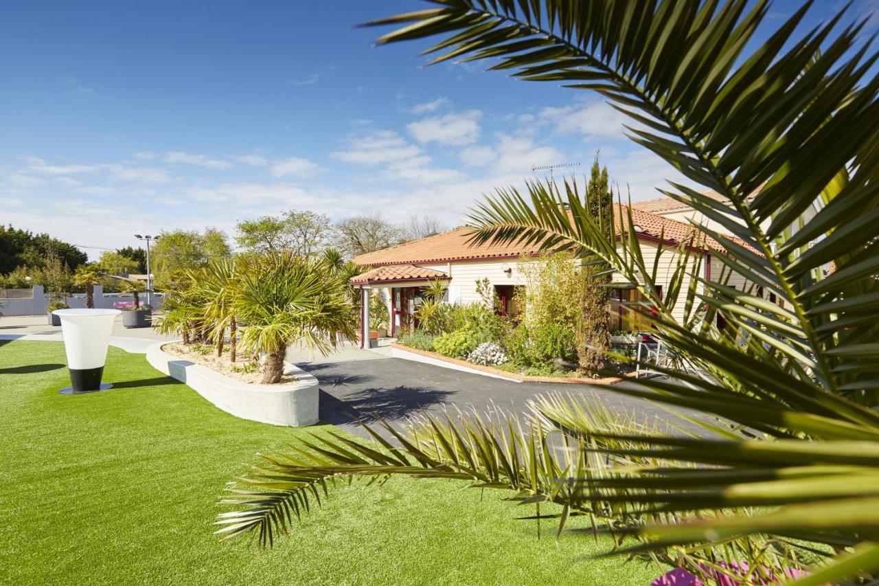 Hotel Camping Sunissim Le Bel Air 5 Stars By Locatour Les Sables-dʼOlonne Exteriér fotografie
